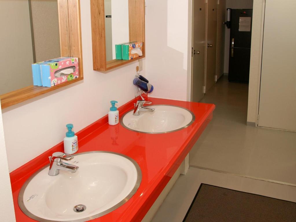 Hostel Zen Yokohama  Eksteriør billede